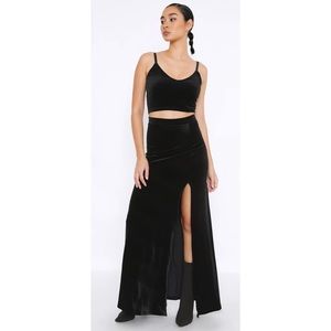 NWOT Black Milk Size XS VELVET BLACK SPLIT COLUMN SKIRT